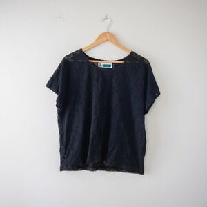 Vintage Lace T-Shirt‎ Size L